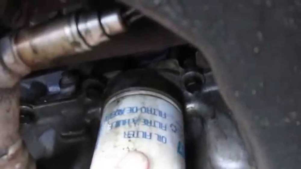 Loose Oil Filter Damages Engine